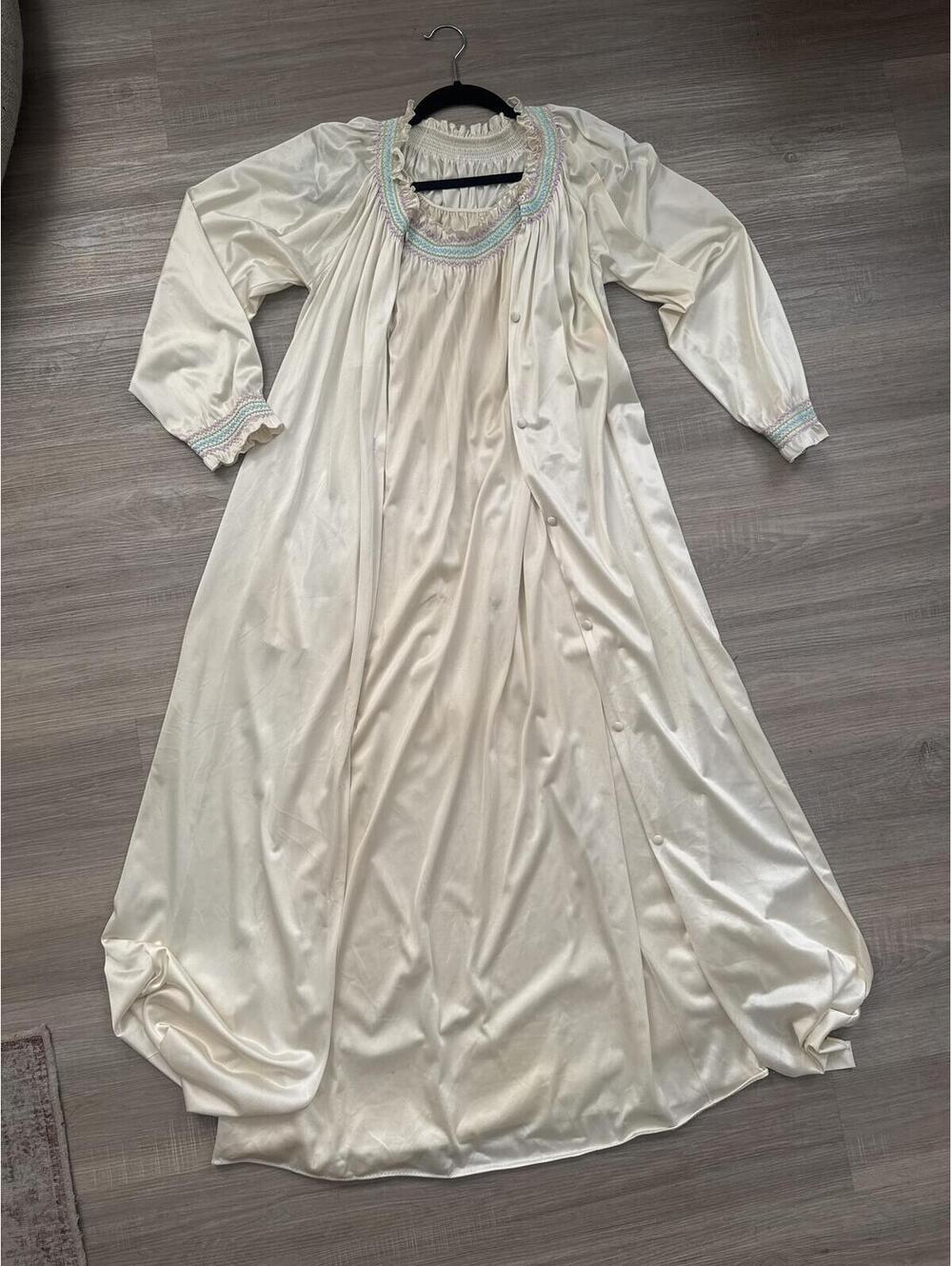 Vintage Ivory Satin Nightgown and Robe Set with Pastel Embroidery